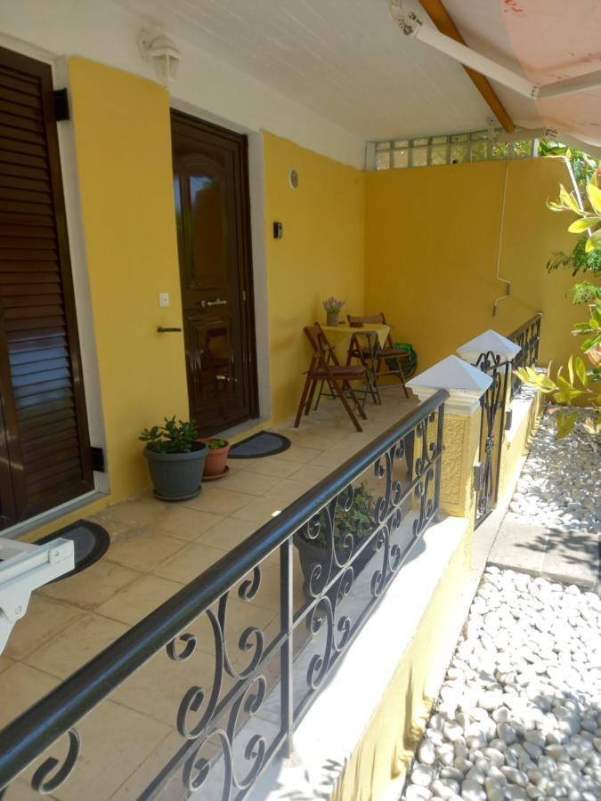 Angela'S Cute Apartment Ανάληψη Εξωτερικό φωτογραφία